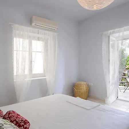Elina House * Gaios